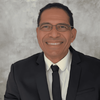 Dr Fernando Garcia Del Risco